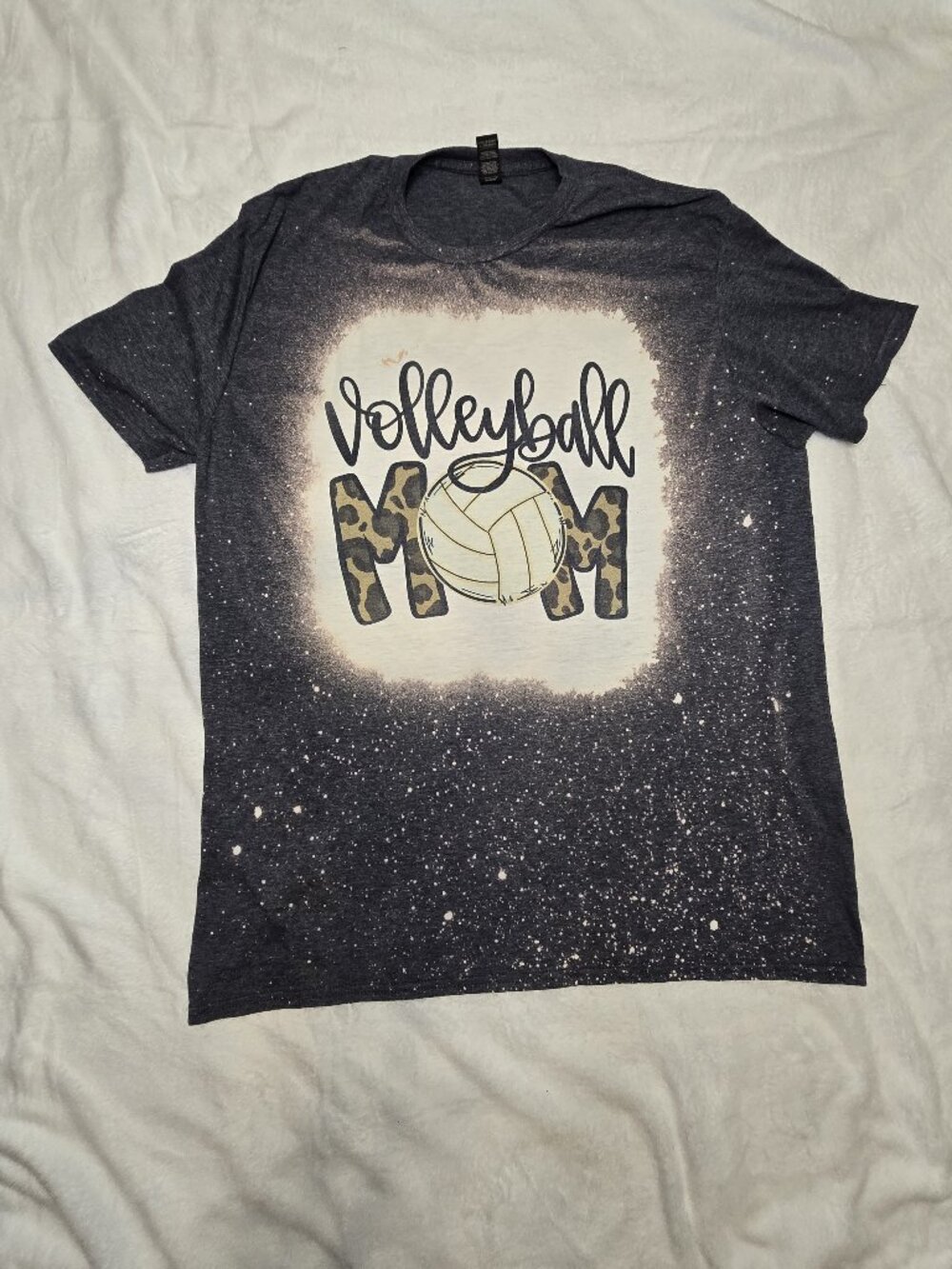 Bleached Volleyball Mom Leopard Graphic T-Shirt Heather Dark Grey XL